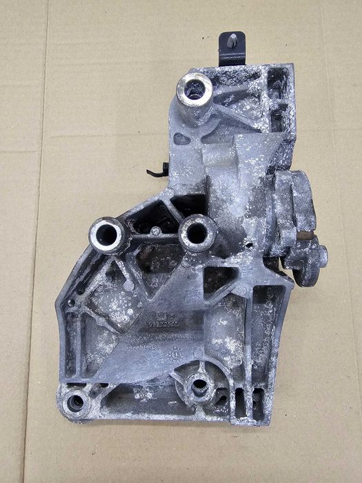 Łapa Alternatora Opel Zafira C A20DTH