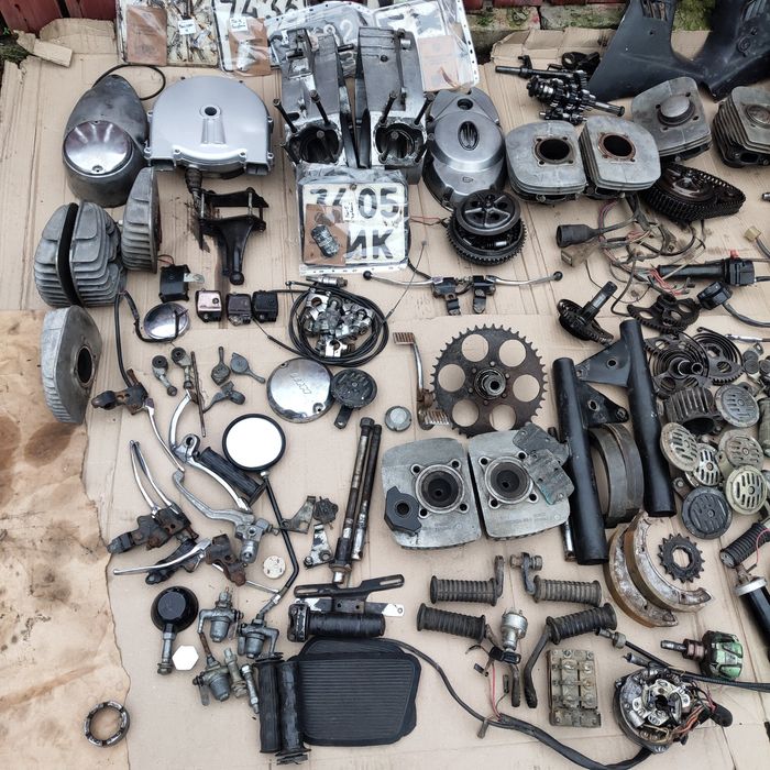 Запчастини мотоцикла Іж