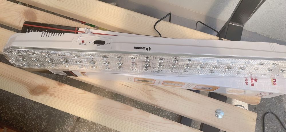 Аккумуляторный  светильник, 20 ч. автономной работы.