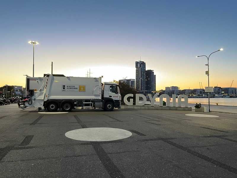 WYWÓZ GRUZU I ODPADÓW - kontenery/big bagi