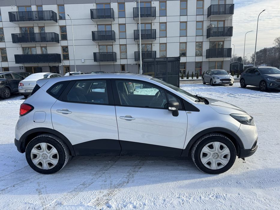 Sprzedam Renault Captur 0,9TcE super stan