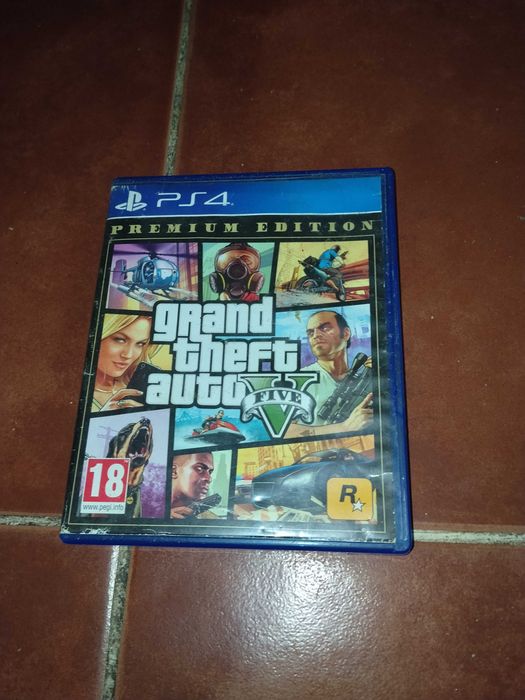 PlayStation 4 sem comando a venda jogo incluido