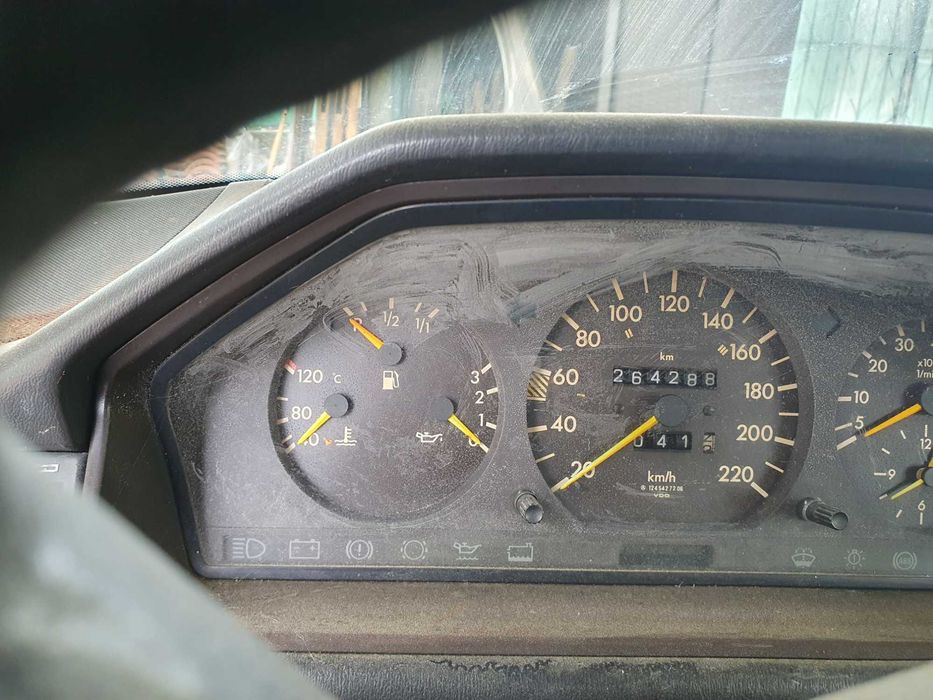 Toyota Hiace — fotografia 2