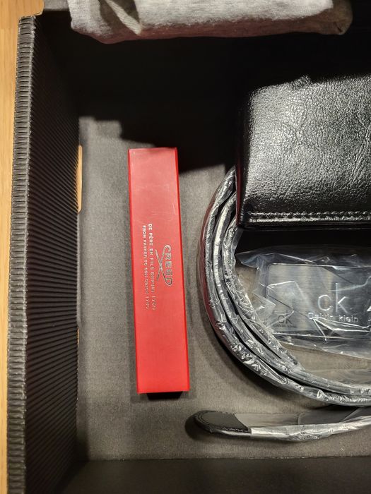 Sprzedam zestaw Calvin Klein
