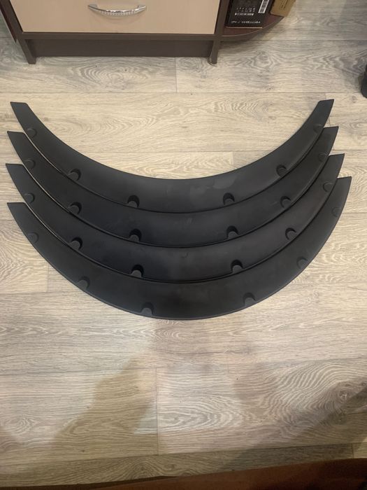 фендера  для авто цена за 4шт.