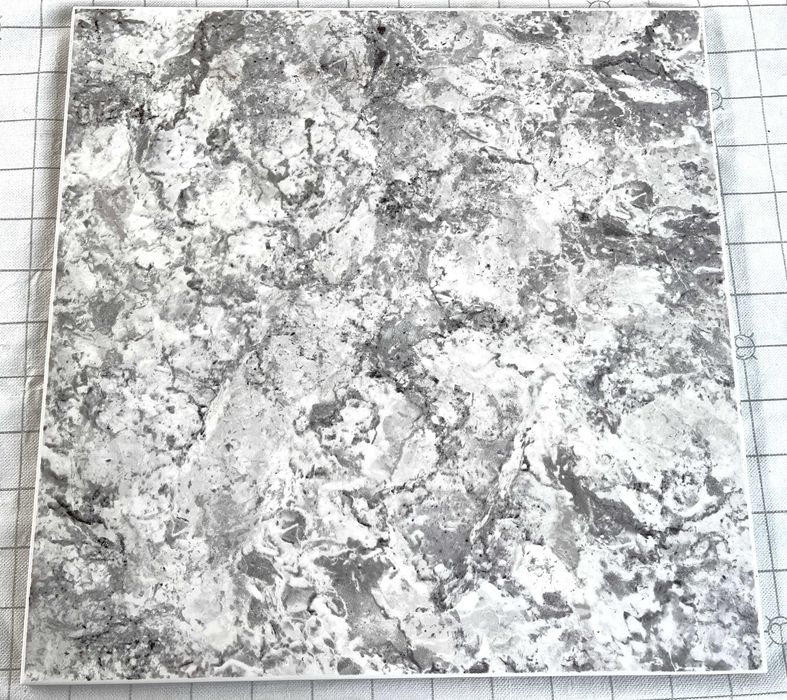 Pavimento - Azulejos Cinzento Brilho (6,48 m2)