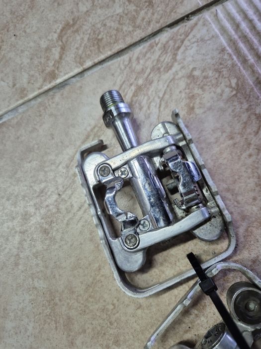 Pedaly platforma plus SPD dwustronne Wellgo M17