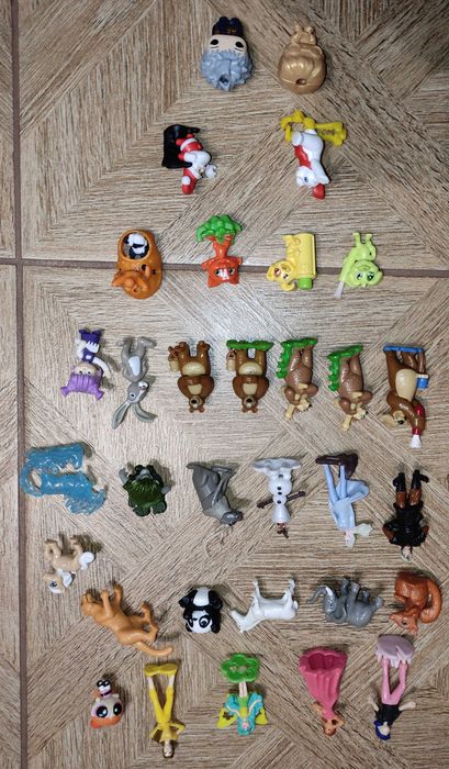 Фігурки з Kinder surprise та Kinder joy harry potter