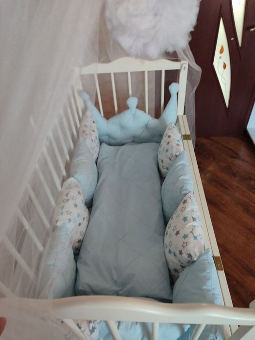 Дитяче спальне ліжечко