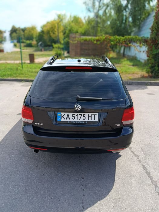 Продам авто Volkswagen Golf 6 (2011) — 1.6 TDI, механіка