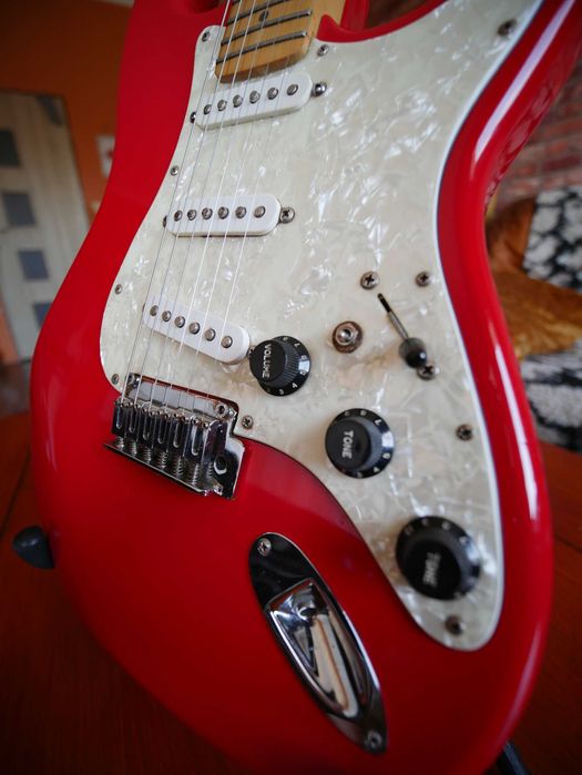 Zawodowa Gitara Elektryczna od Lutnika na wzór Fender Stratocaster