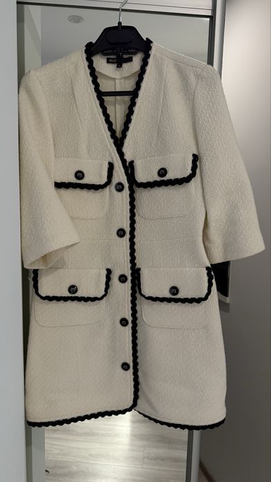 Сукня Maje, 36 р. твід , молочна з чорним кантом. Вдягнена один раз