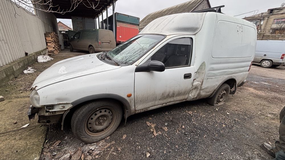 Opel Combo 2000 р дизель (на запчастини)