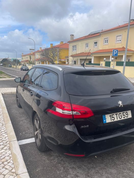 Peugeot 308 em boa forma
