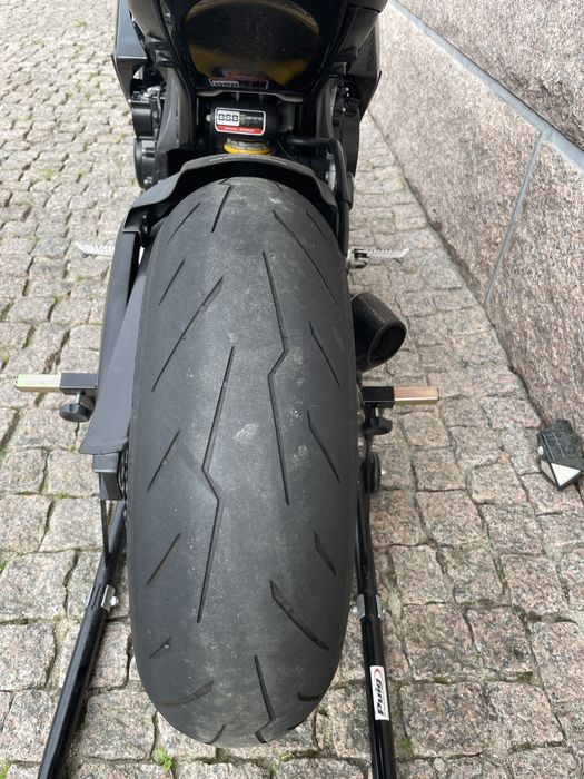 Suzuki gsx600r k7 92kw