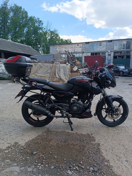 Bajaj pulsar 180