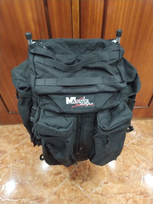 Mochila mala MONTE CAMPO para Campismo Caminhada Casa quarto apartamento vivenda escritório gabinete carro cozinha.
