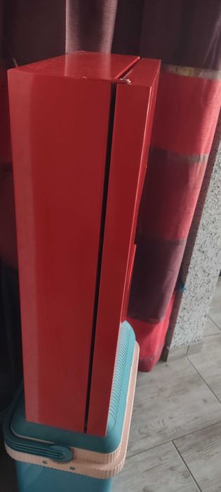 Modna stalowa szafka czerwień wisząca okazja