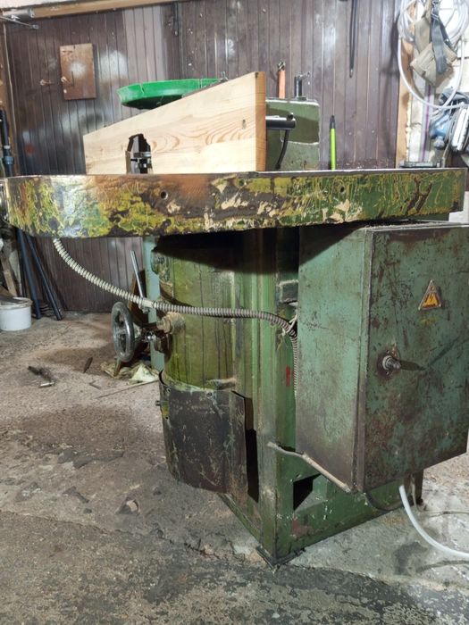 Фрезерний станок