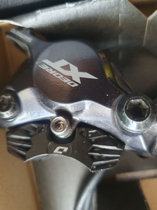 Hamulce Shimano XT 8100 komplet  P+T