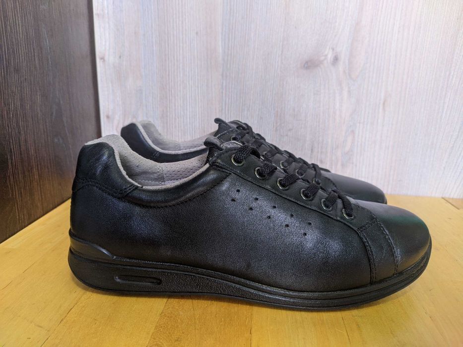 Кроссовки кожаные  Ecco