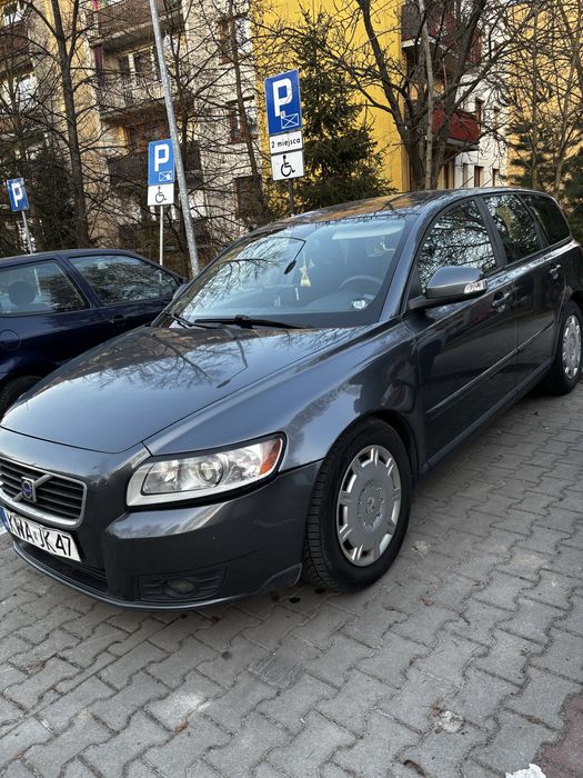 Volvo V50