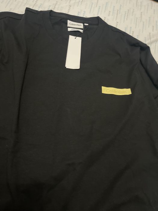T- shirt camisola preta