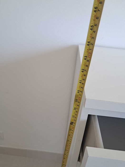 Cómoda IKEA MALM branca 4 gavetas – bom estado