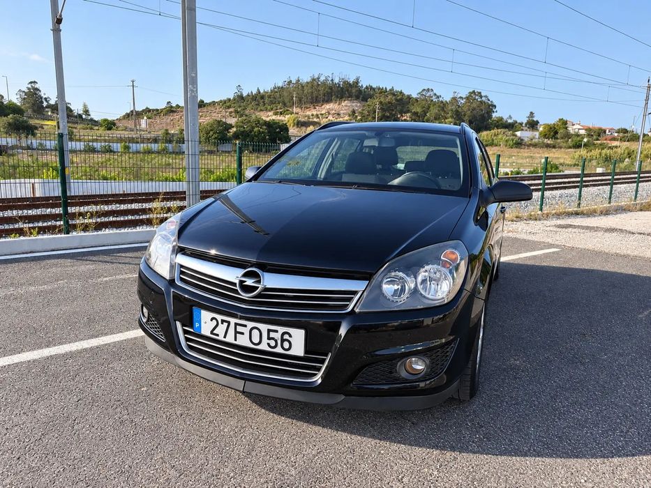 Opel Astra 1.3 CDTi Edition foto 3