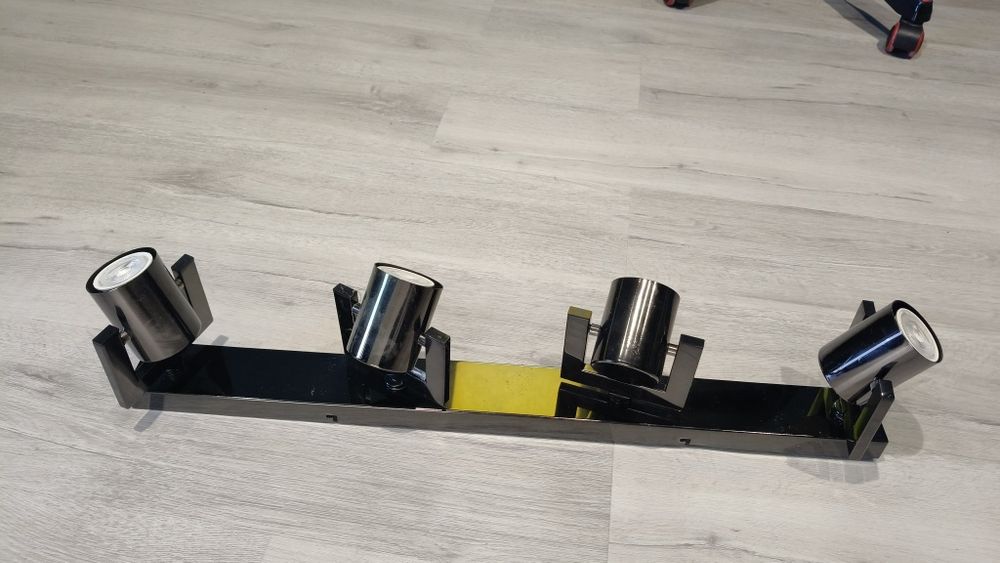 Lampa czarna , żyrandol młodzieżowy