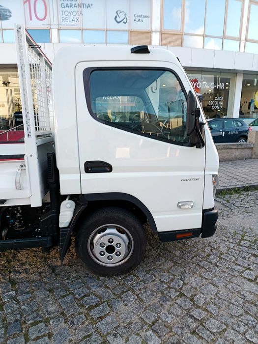 Mitsubishi Canter 2025/11