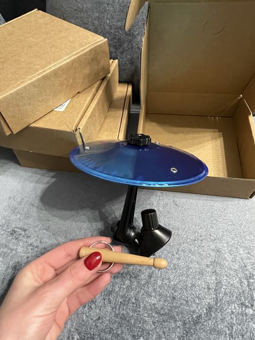 Ударна установка в авто тарілка та паличка в комплекті