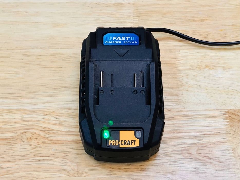 2,4Ah Зарядка Зарядное устройство Станция 20V ProCraft Makita Stromo