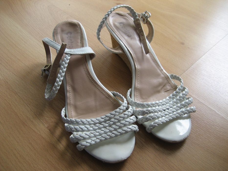 Centro - ładne plecione sandałki na koturnie 37,5