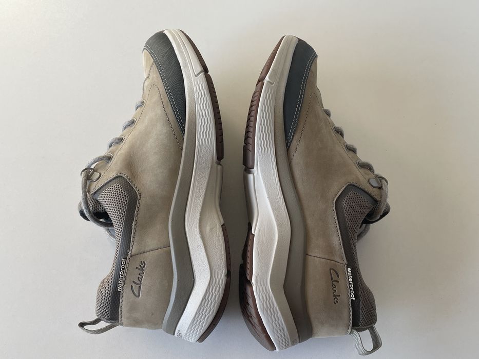 Clarks Wave 2.0 Vibe waterproof кросівки p. 42 оригінал