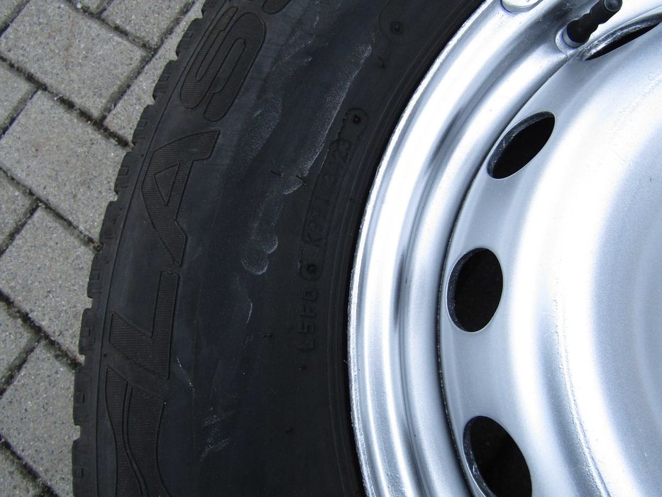 4 koła 16" Felgi Opony zimowe Renault Master 10 - 24 / Movano 10 - 21