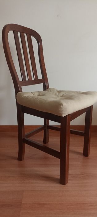 Cadeira e coxim quarto/escritório