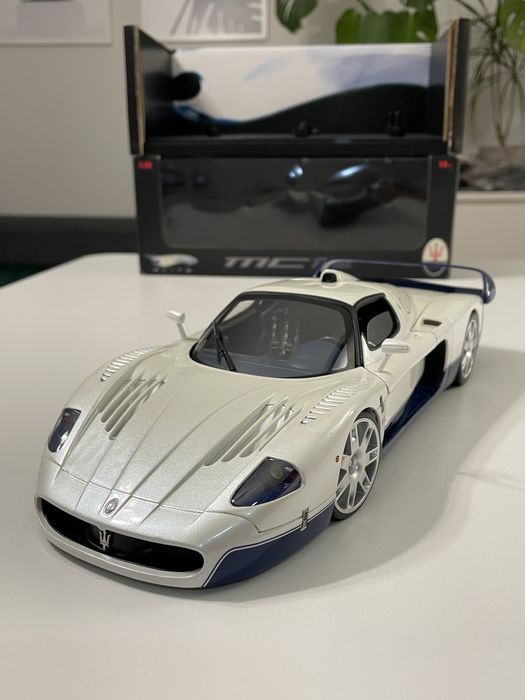 Model Maserati MC12 Hot Wheels Elite 1/18 odbiór Koszalin 1:18 Bburago