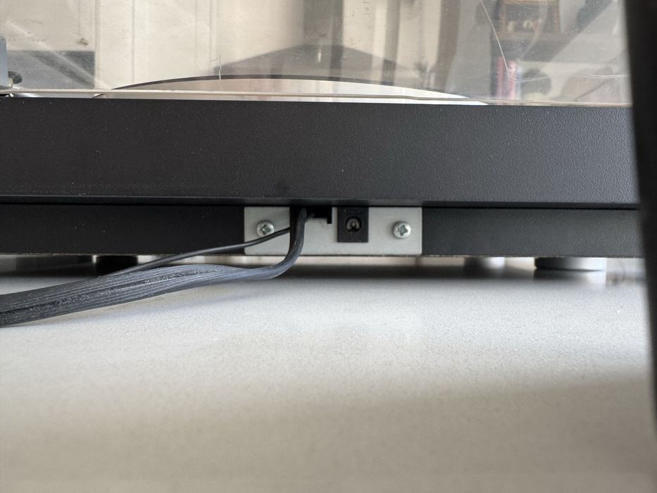 GIRA DISCOS DUAL CS450 AUTO RETURN BELT DRIVE