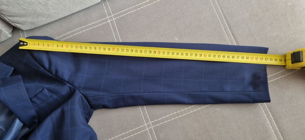 Garnitur na komunie r. 146 XL