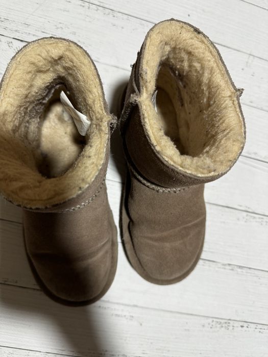 Bearpaw ugg на дівчинку 31р. US1
