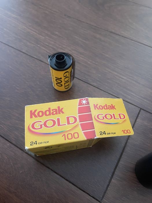 Kodak Gold 100 – Filme Fotográfico 35mm – 24 Exposições