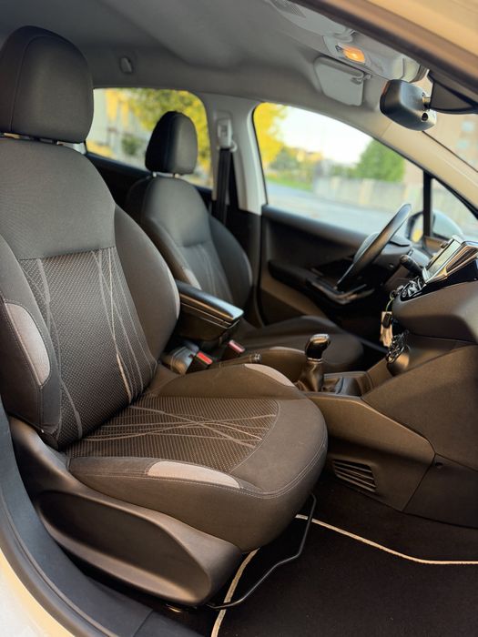 Peugeot 208 1.4hdi