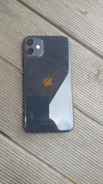 Iphone 11  64 GB