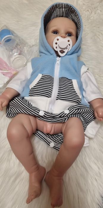Realistyczna lalka chłopiec Reborn 50 cm bobas gaworzy smieje sie