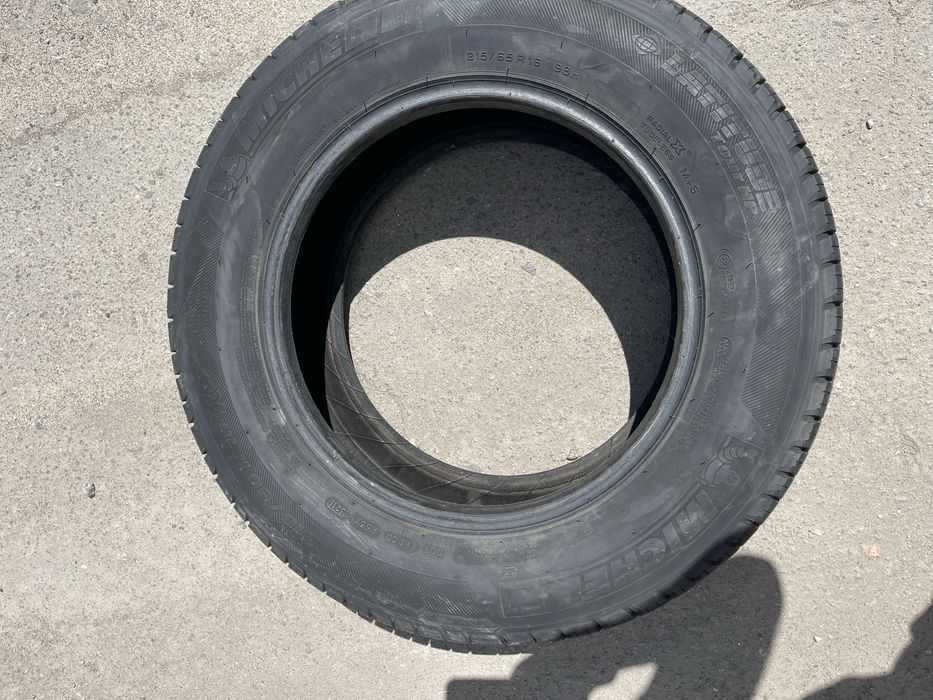 Шина Michelin 215/65/R16