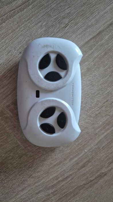 Jeep auto na akumulator