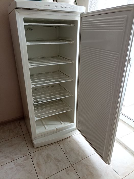 Морозильна камера Gorenje