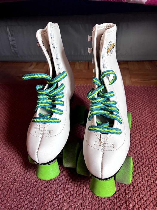 Patins de 4 rodas originais dos 90s