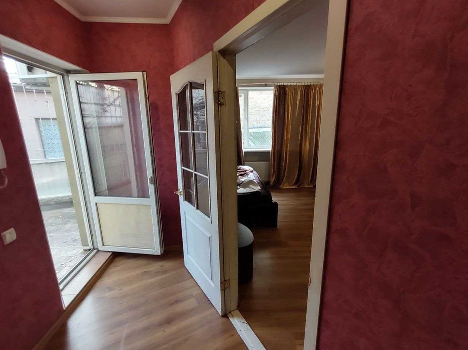 Двухэтажная квартира с ремонтом и своим двором на Молдаванке